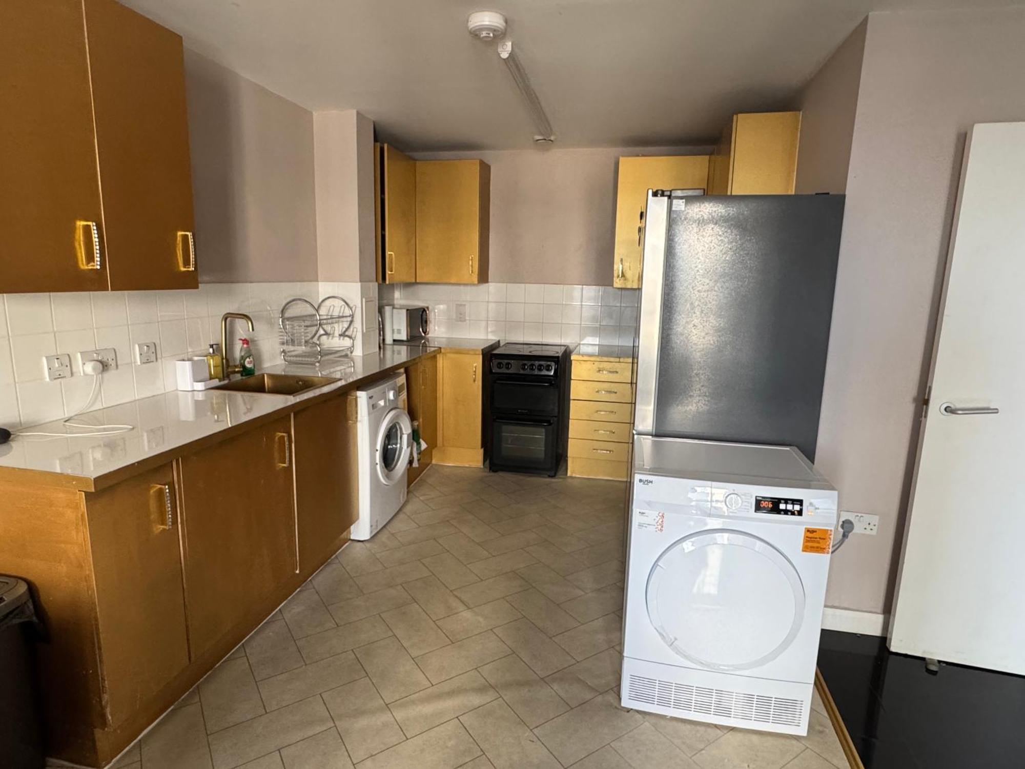 Cozy 2 Bed Flat 5min Walk To Stratford Westfield Londen