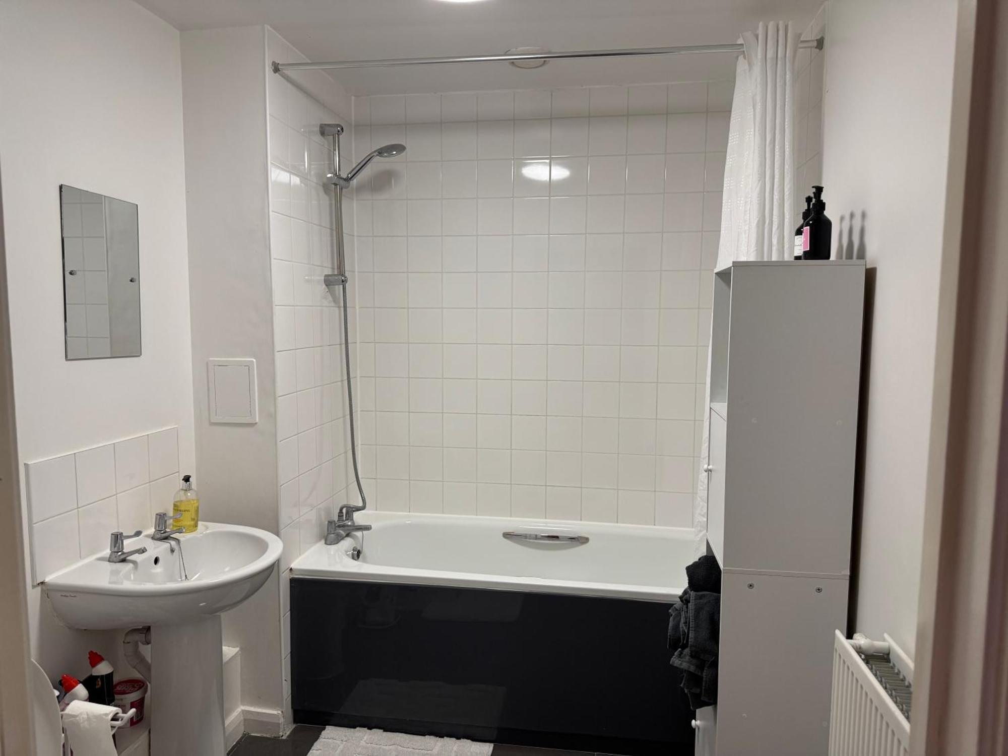 Cozy 2 Bed Flat 5min Walk To Stratford Westfield * Londen